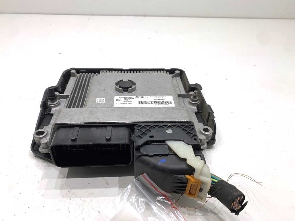 [STARK-904937] Centralita motor CITROEN C3 III (SX) 1.2 PURETECH 110 81 kW 2016-2024