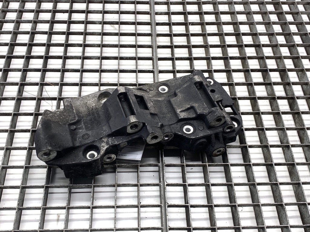 [STARK-837991] Soporte de alternador BMW X6 (F16, F86)