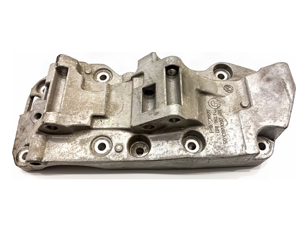 [STARK-946792] Soporte de alternador BMW Serie 3 Touring