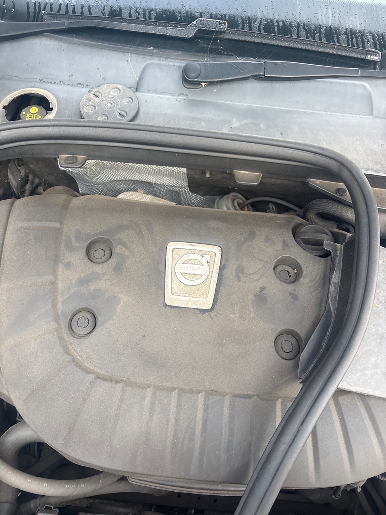 [EPE-129841] Tapa motor Volvo XC60