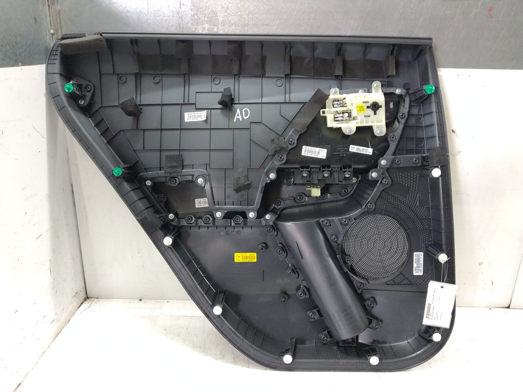 [MTD-540534] Revestimiento interior puerta trasera derecha Kia Niro I