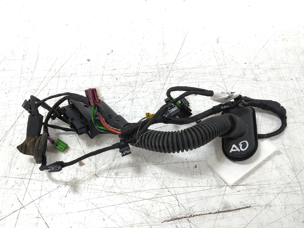 [MTD-540581] Mazo de cables puerta trasera izquierda Mercedes Clase C W205