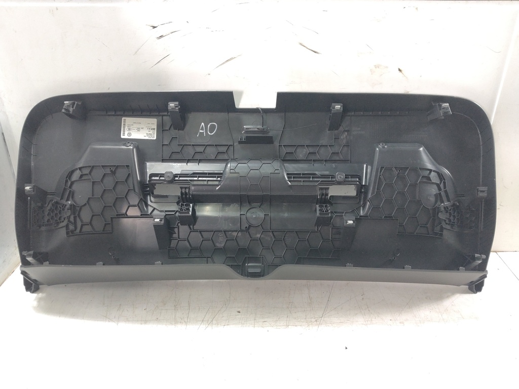 [MTD-540468] Panel de revestimiento interior VW Golf VIII