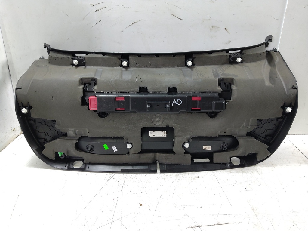 [MTD-540479] Revestimiento de portón trasero BMW Serie 4 F36