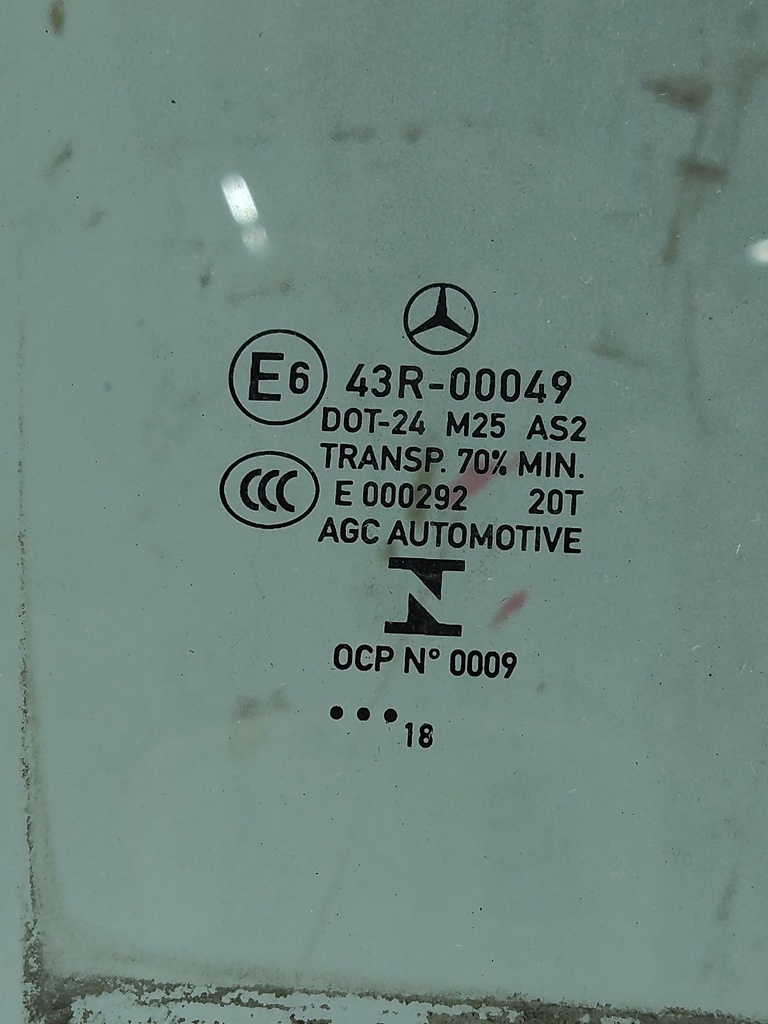 [MTD-540433] Cristal de puerta trasera derecha Mercedes Clase C W205