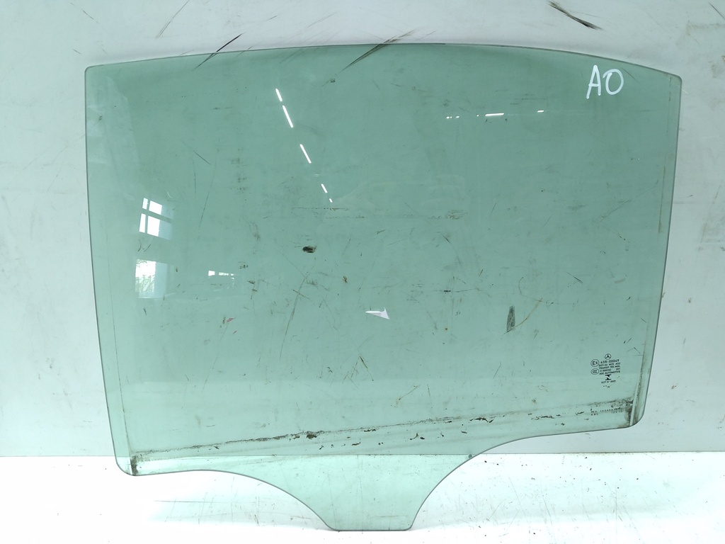 [MTD-540436] Cristal de puerta trasera izquierda Mercedes Clase C W205
