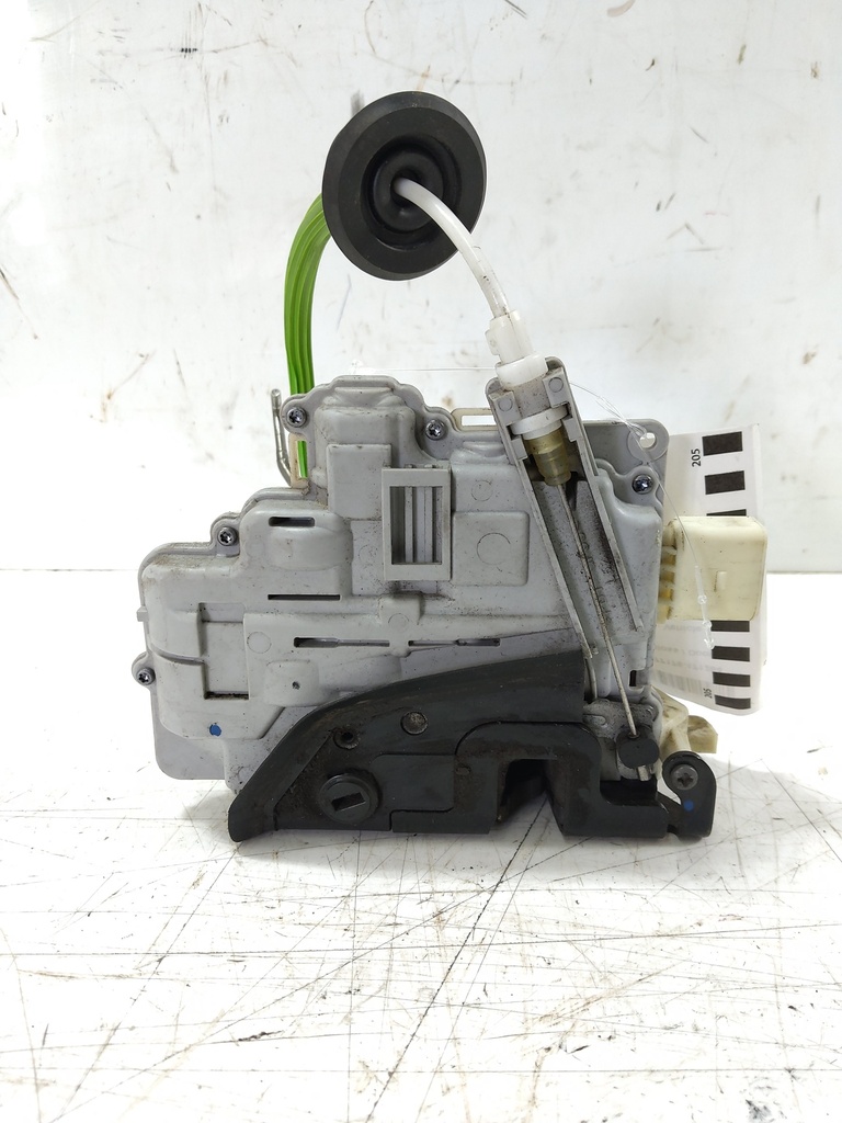 [MTD-540550] Cerradura de puerta Audi A3