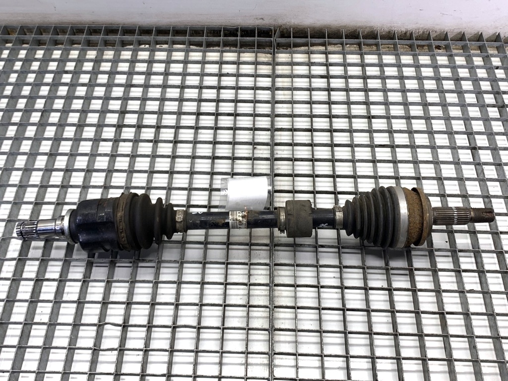 [STARK-905572] Semieje delantero izquierdo Toyota Avensis Kombi (_T27_) 1.8 (ZRT271_) 2009-2018