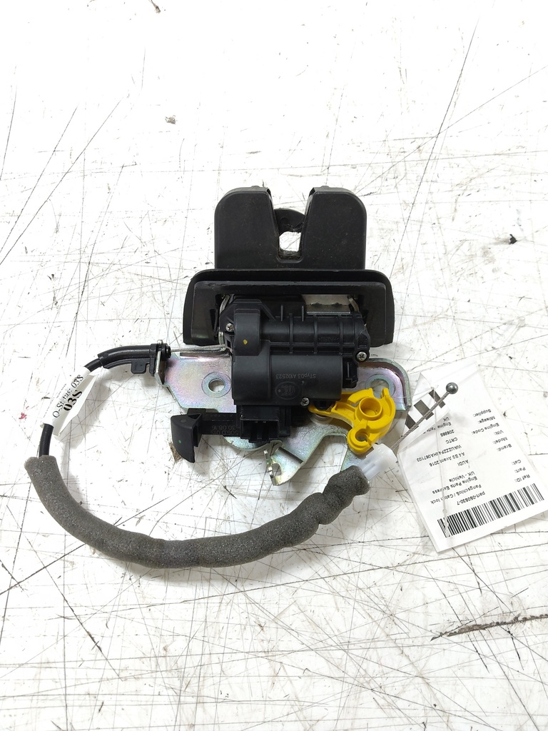 [MTD-540658] Cierre de seguridad Audi A4 B9