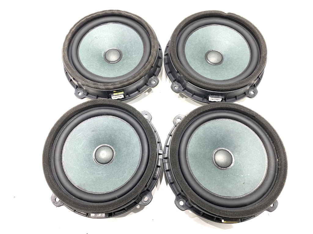 [STARK-810898] Juego de altavoces KIA Sportage IV (QL, QLE) 1.6 GDI 2015-2022