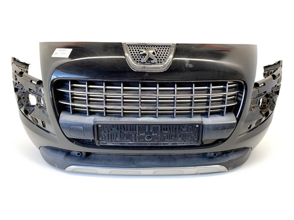 [STARK-954997] Parachoques delantero Peugeot 3008