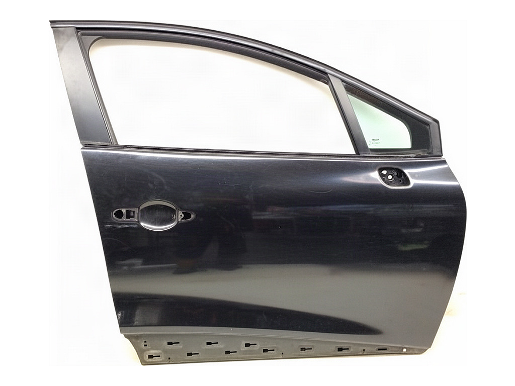 [STARK-952236] Puerta delantera derecha Renault Clio IV