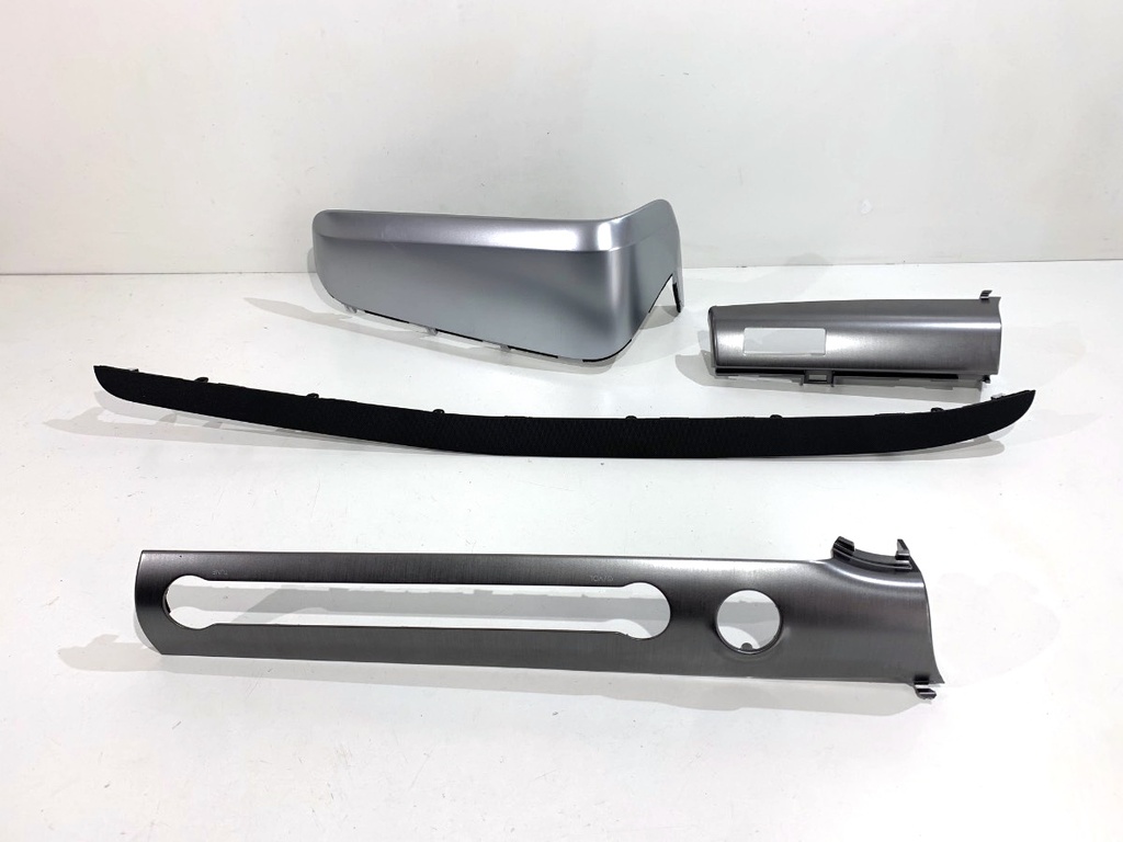 [STARK-807745] Molduras decorativas HYUNDAI KONA II (SX2) 2022-