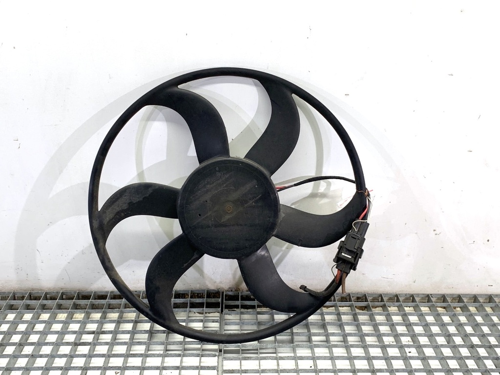 [STARK-908708] Ventilador de radiador BMW X5 (F15, F85) 2013-2018