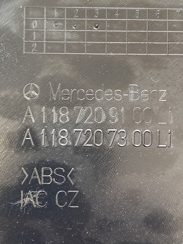 [EPE-105793] Panel de puerta delantera izquierda Mercedes-Benz CLA 2020