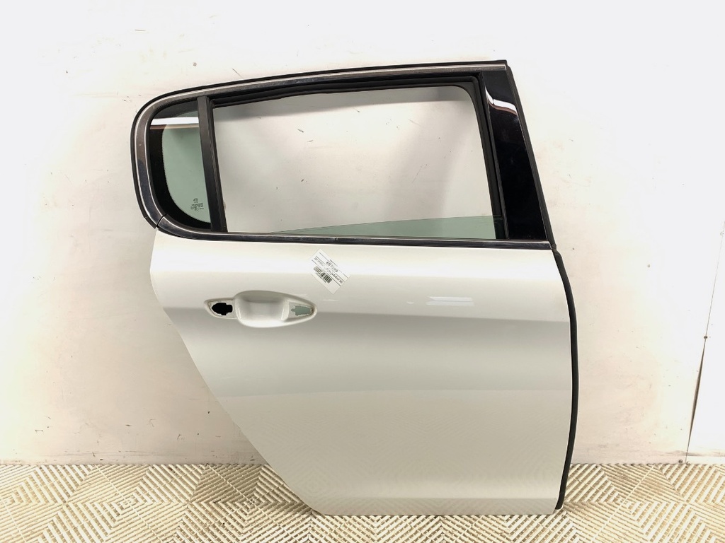 [STARK-697099] Puerta trasera derecha PEUGEOT 308 II 2013-2021 1.6 THP 125