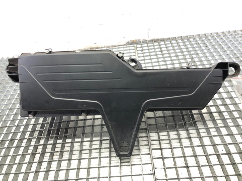 [STARK-818464] Caja de filtro de aire BMW 4 Coupé (F32, F82) 2013-2022