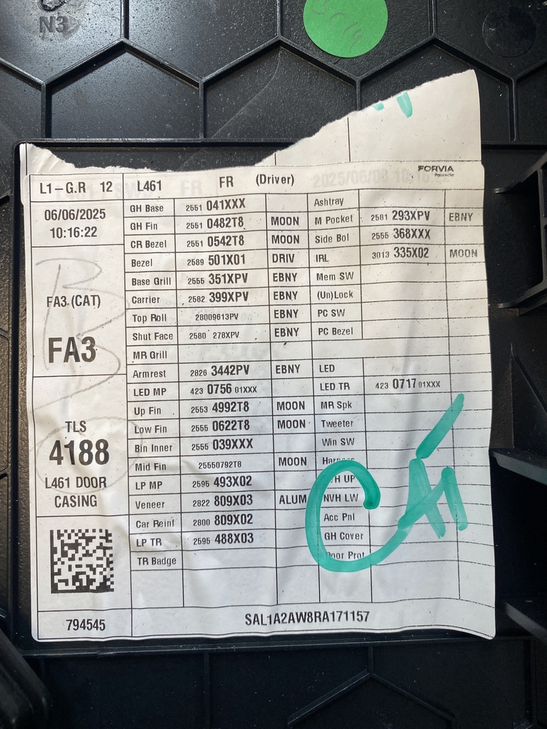 [EPE-106606] Panel de revestimiento interior puerta delantera derecha Land Rover Range Rover Sport L461