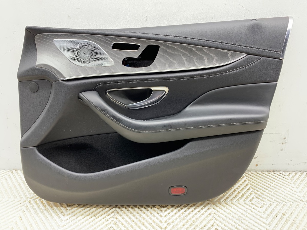 [STARK-787737] Panel de puerta delantero derecho Mercedes-Benz CLS (C257) 2017-2022