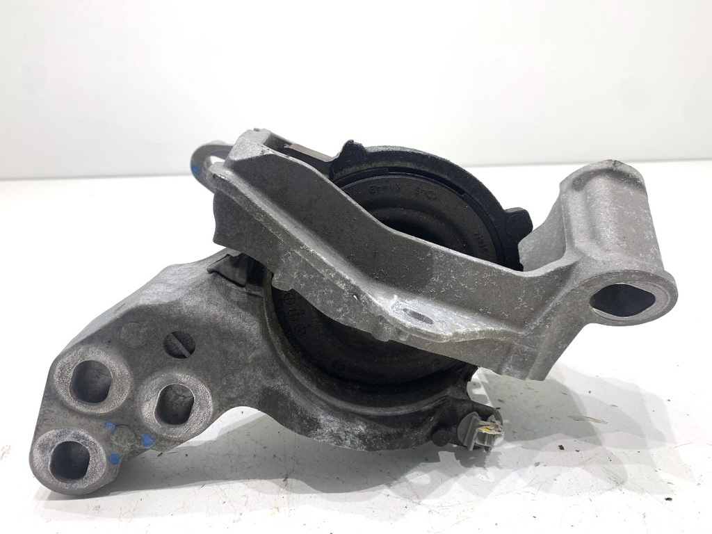 [STARK-846611] Soporte de motor derecho MAZDA 3 sedán (BM_, BN_) 2013-2022 2.0 88 kW
