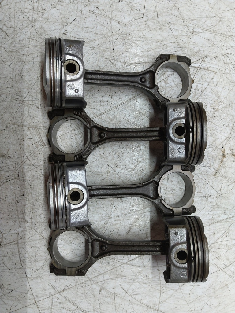 [MTD-529524] Juego de 4 bielas Hyundai i30 (G4FD)