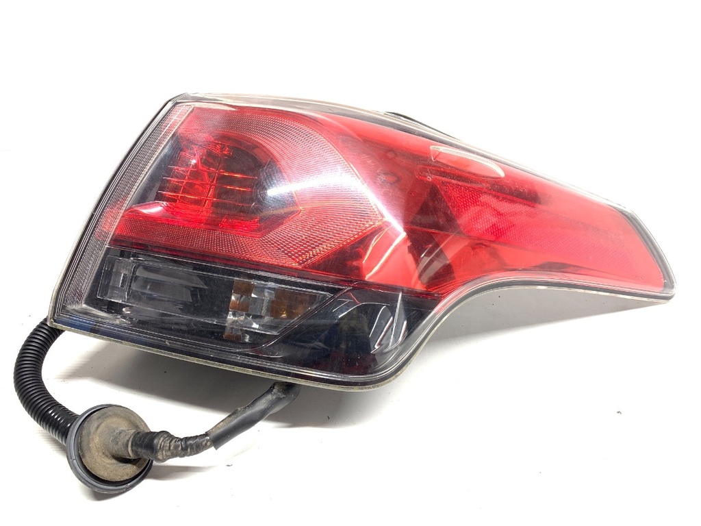 [STARK-825167] Piloto trasero izquierdo Toyota RAV 4 IV (_A4_) 2012-2022