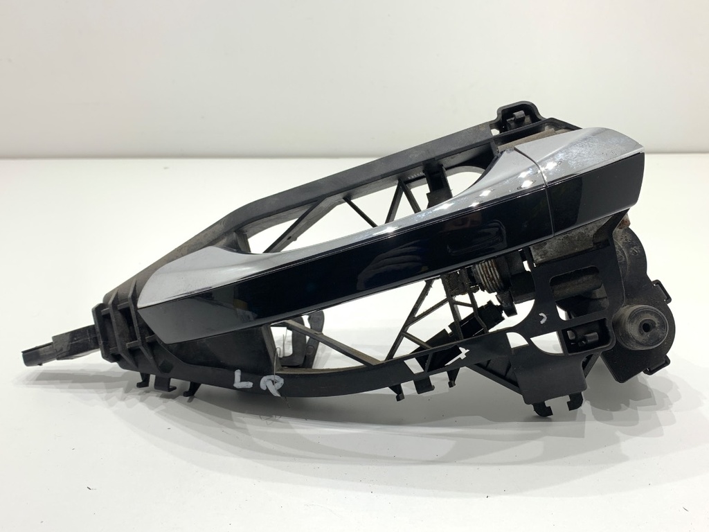 [STARK-809642] Manilla exterior de puerta delantera izquierda AUDI A8 D5 (4N2, 4N8) 2017-2022