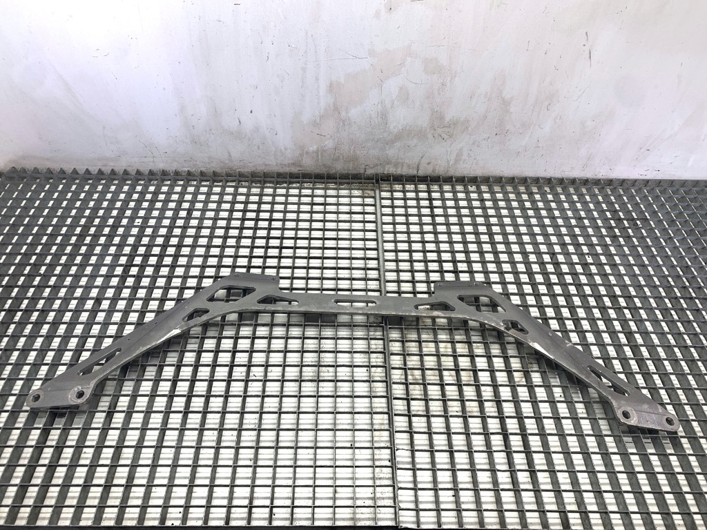 [STARK-827502] Refuerzo superior BMW Serie 5 (G30, F90) 2016-2022