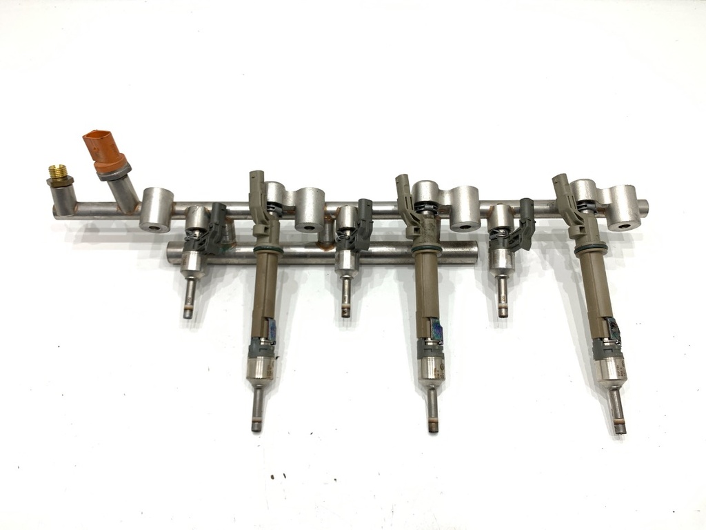 [STARK-887092] Colector de combustible (rampa de inyectores) AUDI A8 D4 6.3 W12 368 kW 2011-2018