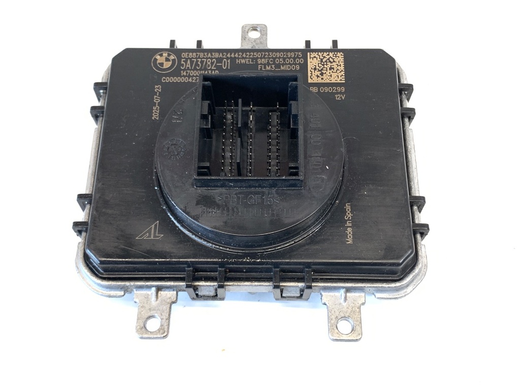 [STARK-912490] Convertidor de xenón BMW 1 (F70) 2024-