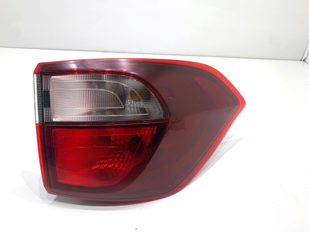 [STARK-848075] Piloto trasero derecho FORD ECOSPORT 2011-2022