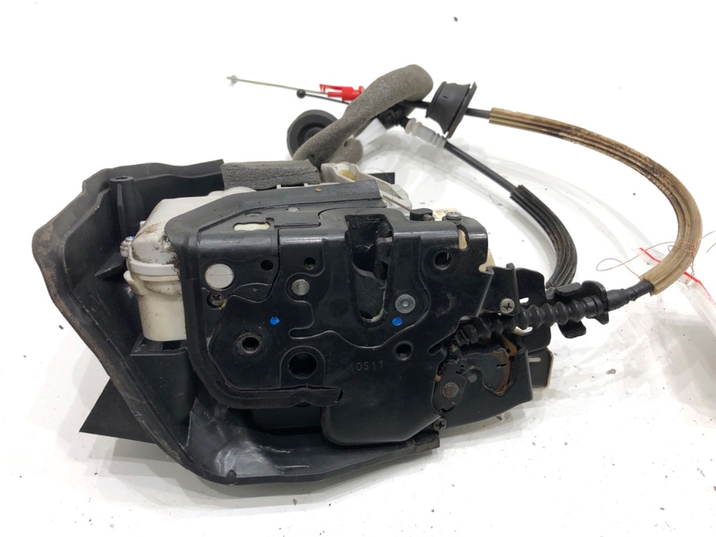 [STARK-818829] Cerradura de puerta delantera izquierda Audi A8 D4 (4H2, 4H8, 4HC, 4HL) 2009-2018