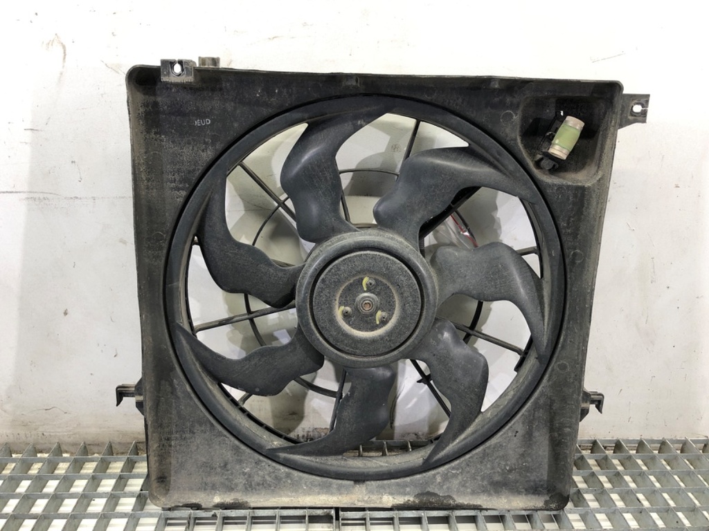 [STARK-820698] Ventilador de radiador HYUNDAI Santa Fe III (DM, DMA) 2.2 CRDi 4WD 145 kW