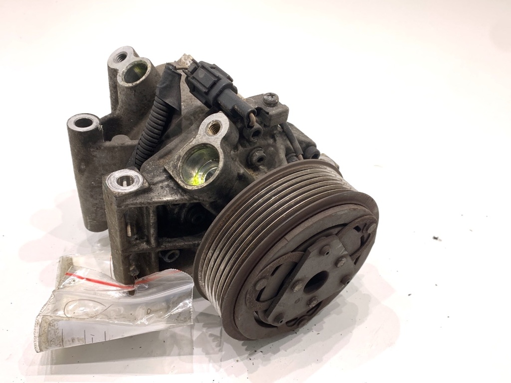 [STARK-820810] Compresor de aire acondicionado NISSAN MICRA IV (K13K) 1.2 59 kW 2010-2015