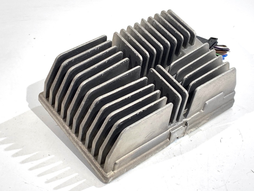 [STARK-824668] Amplificador de audio BMW Serie 3 (F30, F80) 2011-2018