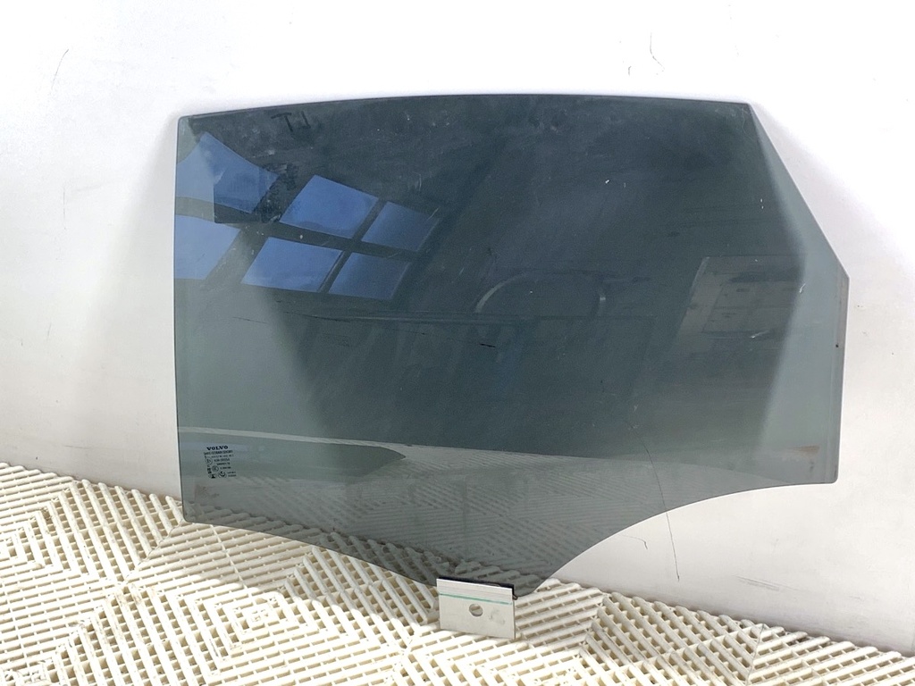 [STARK-829880] Ventana trasera izquierda Volvo S90 II (234) 2016-2022
