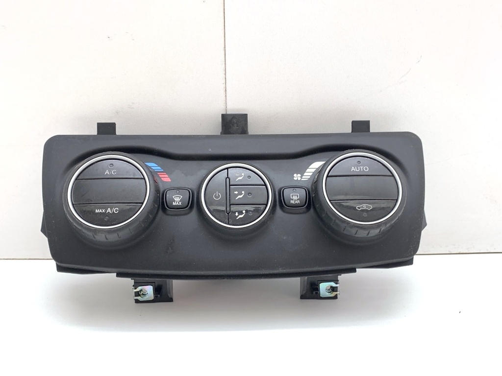 [STARK-916304] Panel de control de climatización FIAT Tipo liftback (356_) 1.4 70 kW (95 CV) gasolina 2016-2022