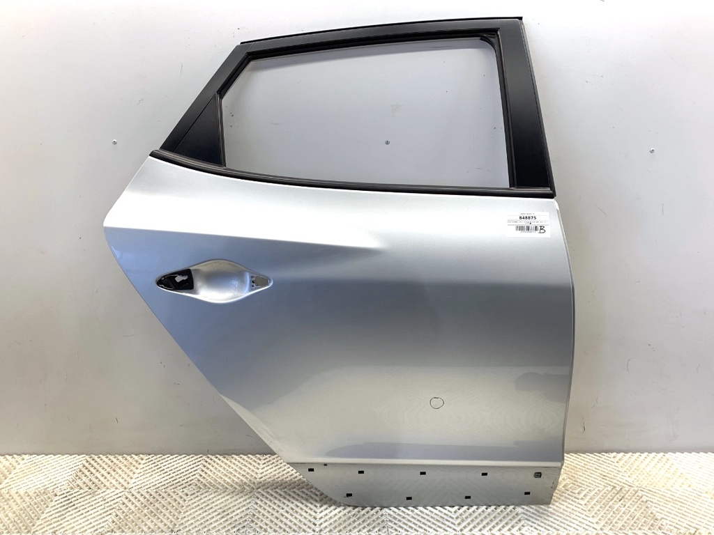 [STARK-848875] Puerta trasera derecha HYUNDAI ix35 (LM, EL, ELH) 2009-2022
