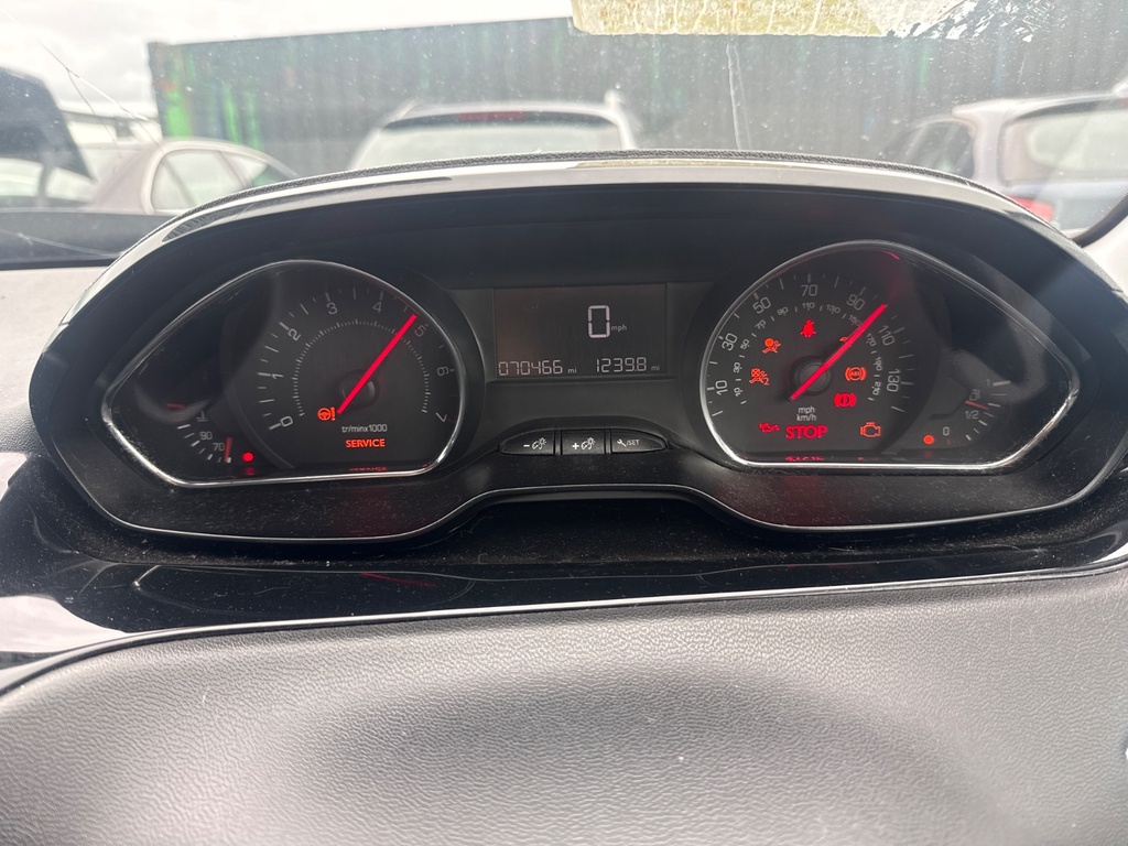 [EPE-107250] Cuadro de instrumentos Peugeot 208 1.2