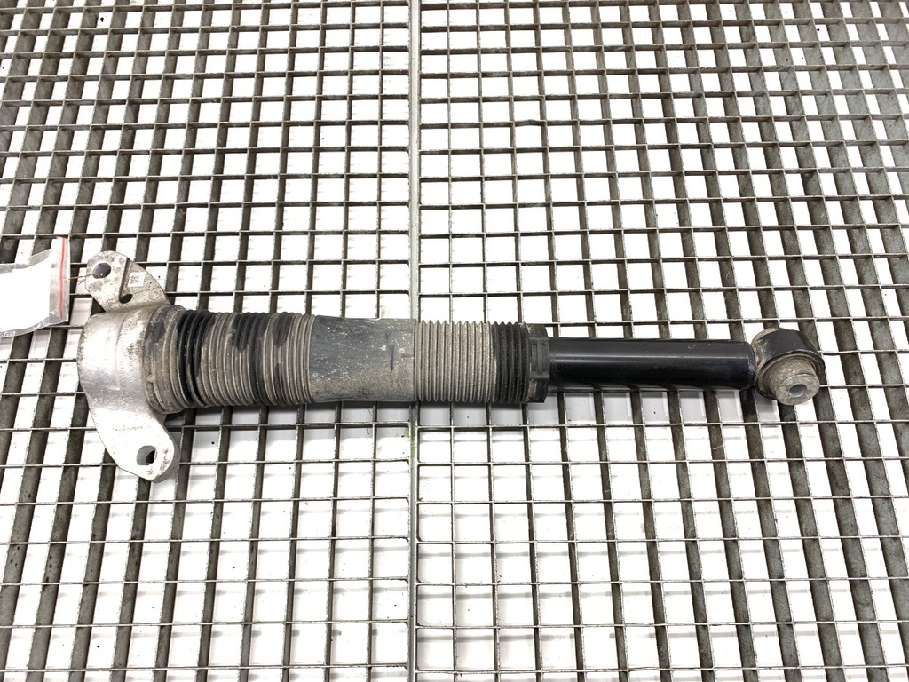 [STARK-844345] Amortiguador trasero derecho Land Rover Range Rover Evoque (L551) 2018-2022