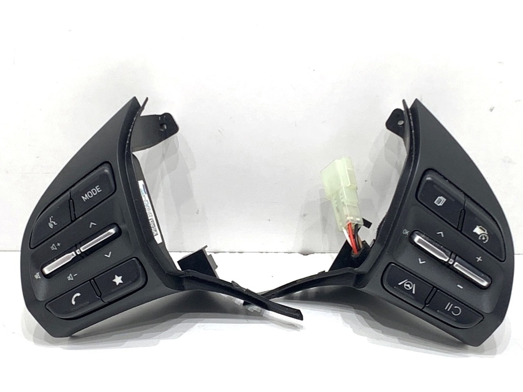 [STARK-848867] Módulo de mandos del volante HYUNDAI i30 (PDE, PD, PDEN) 2016-2022