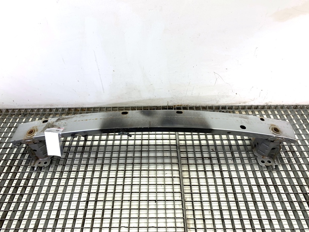 [STARK-886534] Barra de parachoques delantero Toyota Auris (_E18_) 1.3 (NRE180_) 73 kW 2012-2018