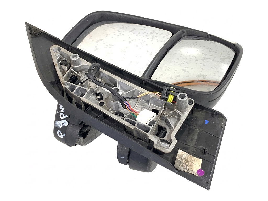 [STARK-918132] Retrovisor derecho IVECO DAILY VI 2014-2022