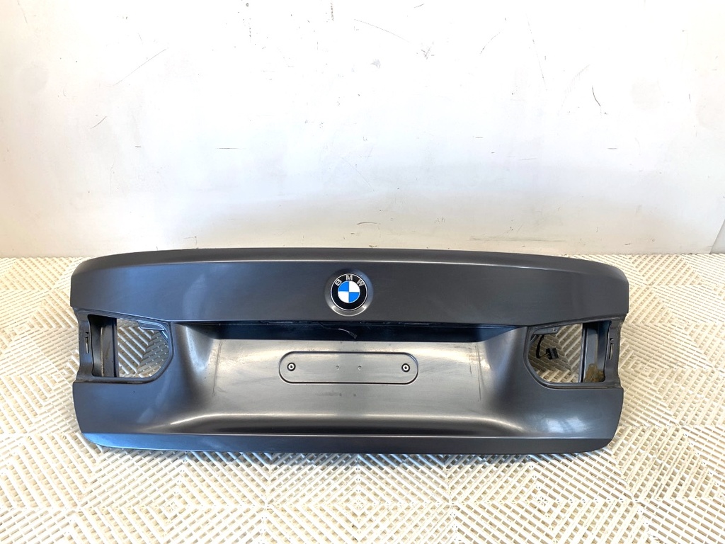 [STARK-913277] Portón trasero BMW Serie 3 (F30, F80) 2011-2018