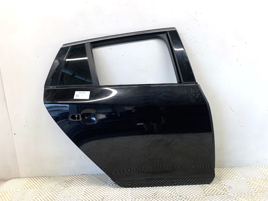 [STARK-915712] Puerta trasera derecha Volvo V60 I (155, 157) 2010-2018