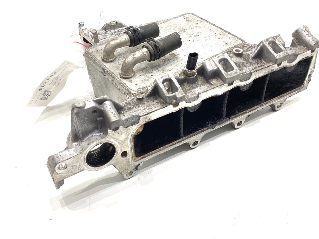 [STARK-919851] Intercooler VW Passat B8 (3G2, CB2) 2.0 TDI 110 kW 2014-2022