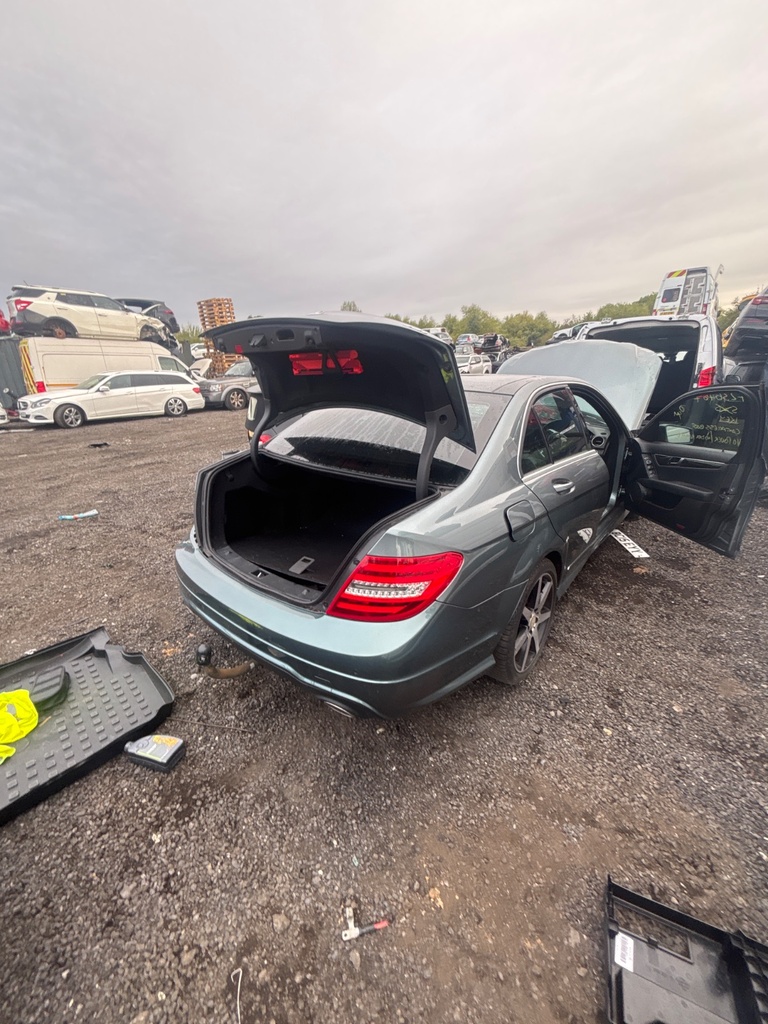[EPE-132774] Motor de arranque Mercedes-Benz C-Class 2011
