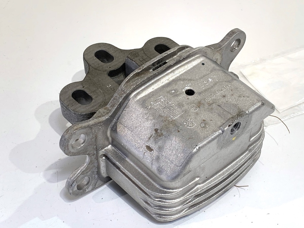 [STARK-912677] Palanca de cambios BMW Serie 1 (F70) 2024-