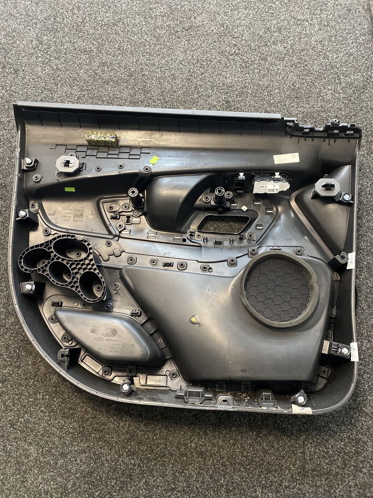 [EPE-108287] Embellecedor puerta derecha Peugeot Partner K9