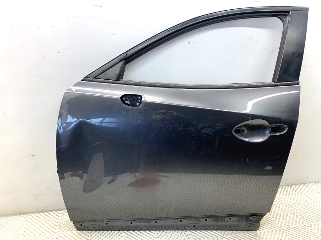[STARK-888414] Puerta delantera izquierda Mazda CX-3 (DK) 2015-2022